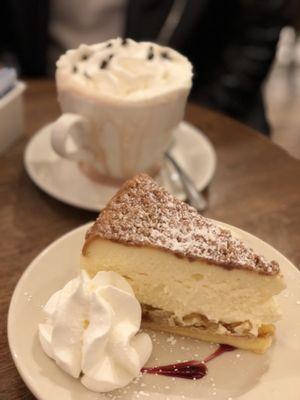 Apple crumb cheesecake