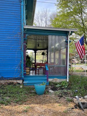 Great outside dining in season.