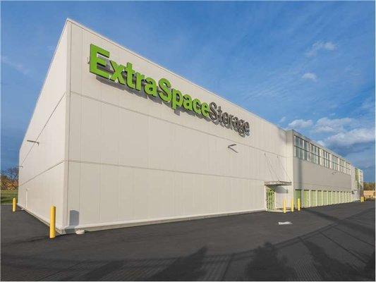 Alternate Beauty Image - Extra Space Storage at 30 Bleeker St, Millburn, NJ 07041