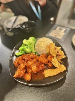 130. Orange Chicken Combo ($9.75)