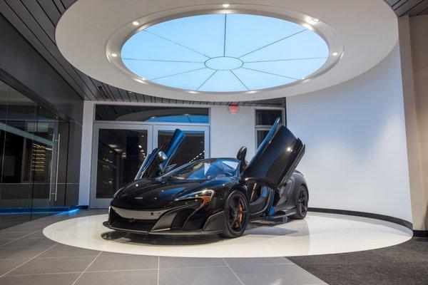 McLaren Rancho Mirage Rear Showroom