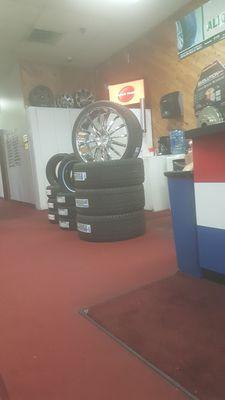 Variety of tires/rims.