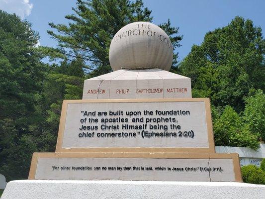 Monument at bottom of Prayer Mountain