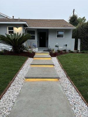 Front yard walkway