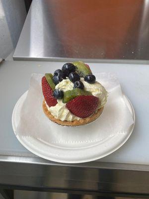 Sweet tooth? Try a delicious fruit tart