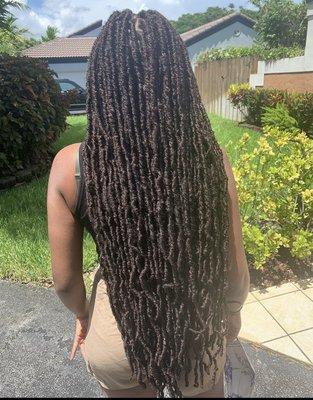 Soft locs service comes with a free Take-down