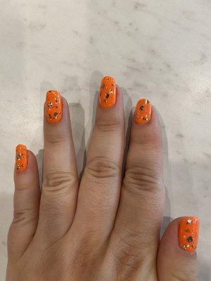 Gel manicure with design.