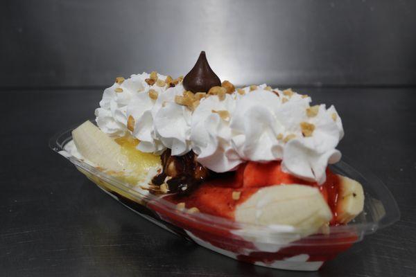 Delicious Banana Splits