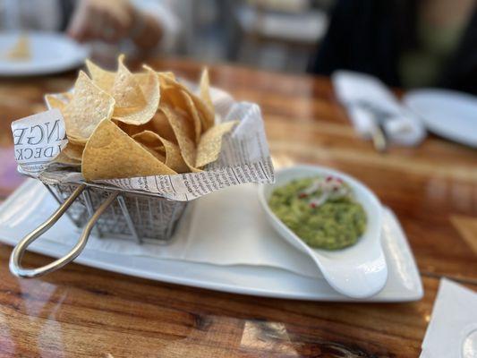 Chips and guac