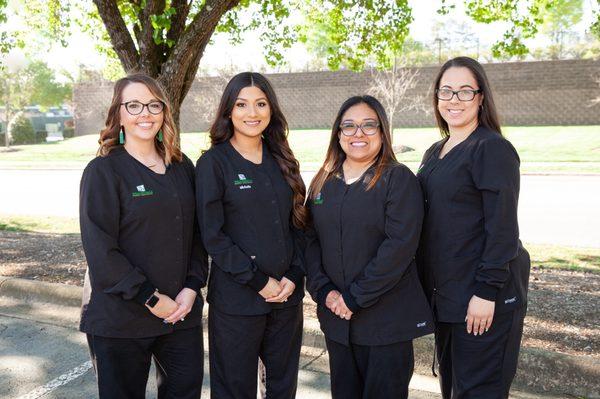 Our bilingual, friendly insurance, treatment and scheduling coordinators are here to serve you!