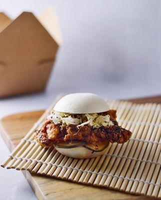 MALA CHICKEN BAO