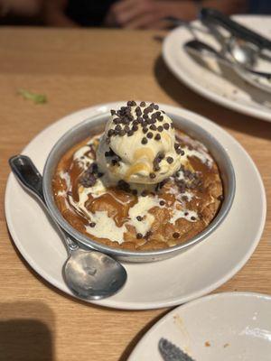 Salted Caramel Pizookie