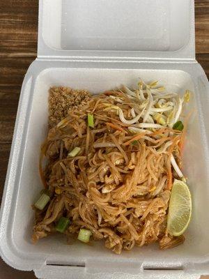 Chicken Pad Thai $11