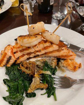 Duo Misto (Grilled Salmon & Shrimp over potato cake & spinach