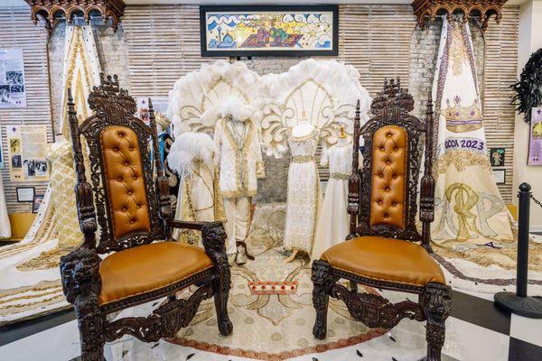 Feel like royalty in our throne chairs! 
Courtesy of Coastal Mississippi and RPF Media