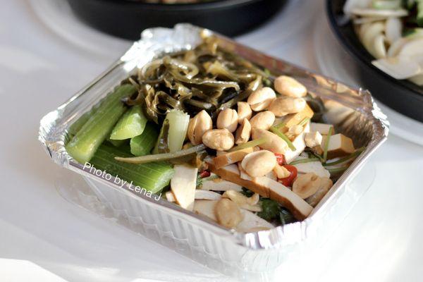 Tender Dry Tofu Appetizer 家常豆干炒拉 ($8.95) - Tender Dry Tofu Salad with dougan, seaweed, celery, peanuts, cilantro. Vinegary, slightly spicy.