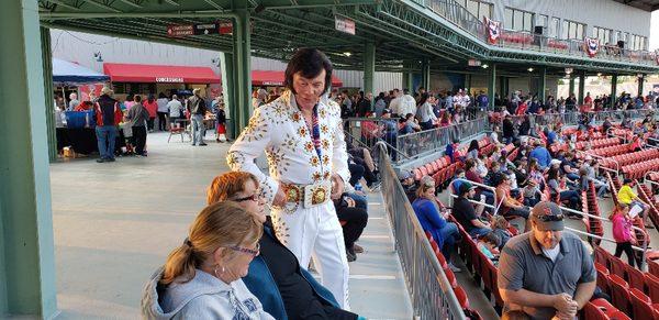 Elvis is in the building!