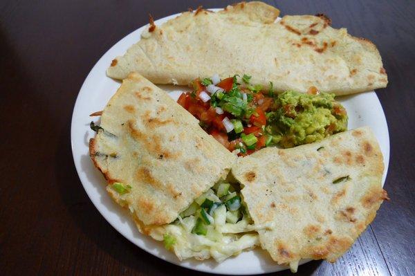 Quesadillas de carne y vegetariana