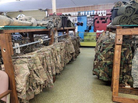 Huge variety of cammo uniforms!