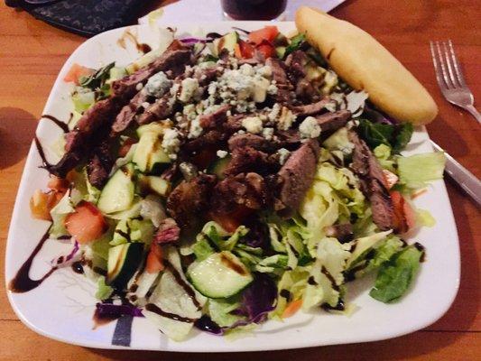 Steak and Bleu Salad