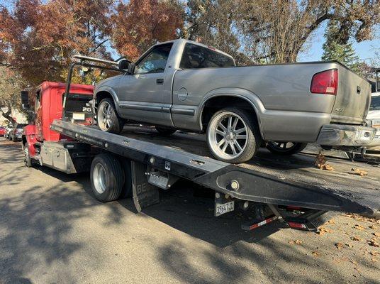 Professional, damage-free towing to your local repair shop.