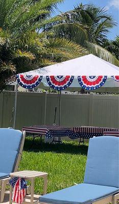 10x10 tent and rectangular tables