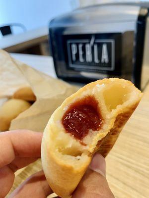 Pan de bonno with guava