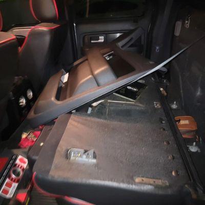 Oh, would you look at that, my rear seats were also left detached!