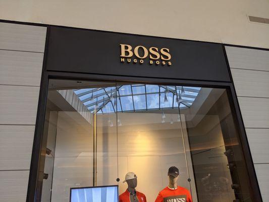 Hugo Boss Outlets