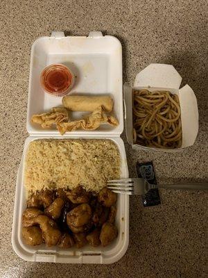 General Tso's chicken, dinner combo, with a small side of lo mein.