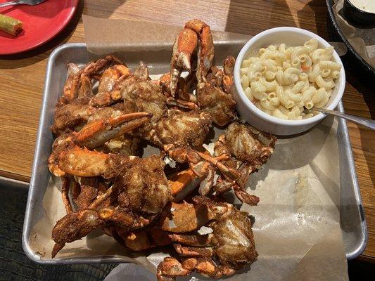 BBQ crab with Mac and cheese