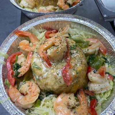 Mofongo con Camarones al Ajillo