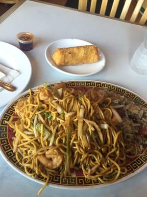 shrimp lo mein dinner combo