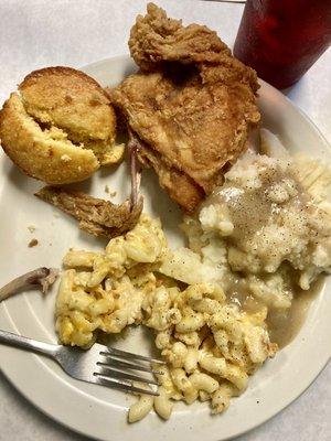 Fried Chicken, Mac n Cheese, Mashed Potatoes and Gravy.