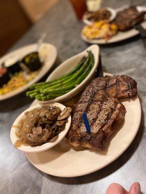 Steaks and asparagus