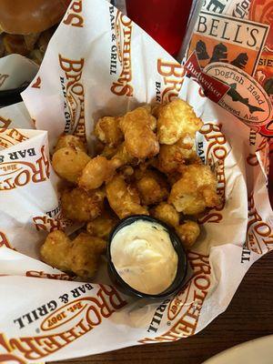 Wisconsin World Famous Cheese Curds