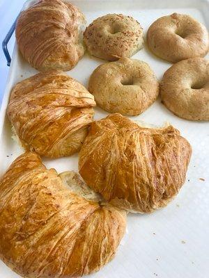 Croissants, Bagels