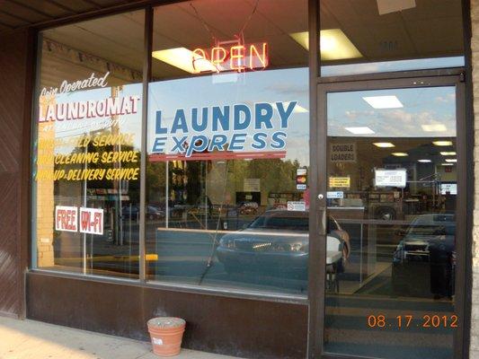 Laundry Express @ Mellet Plaza...330-477-9918