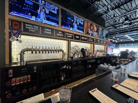 Bar area and taps