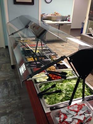 Deluxe salad bar