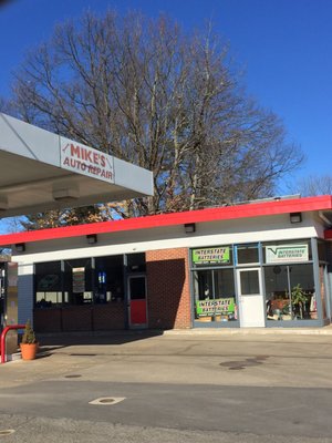 Mike's Auto Repair of Wellesley  -- 1005 Worcester Street / Route 9, Wellesley Storefront