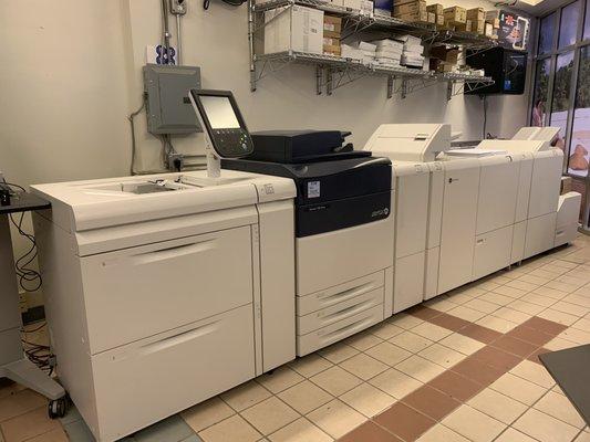 Digital Printing.  Xerox V180 Press