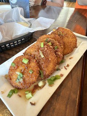 Fried green tomatoes. Southerner approved!