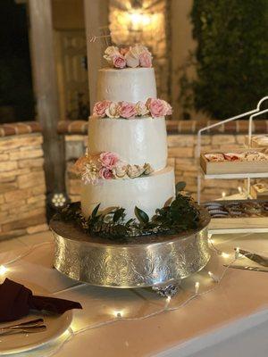 Do not forget we do wedding Cakes.