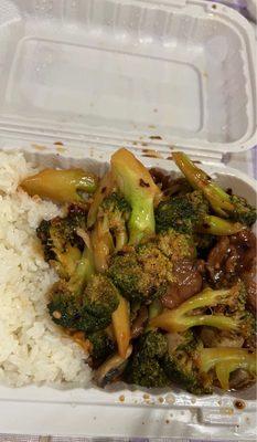 Beef with broccoli