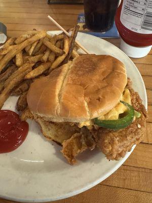 Jalapeño chicken pimento sandwich