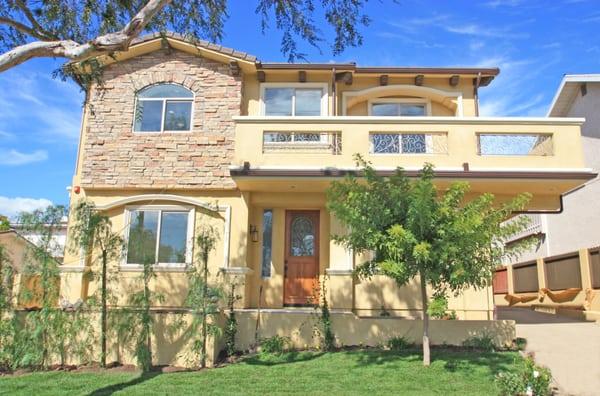 SOLD -- 4 Bed/3 Bath Townhome in Redondo Beach for $705,000.