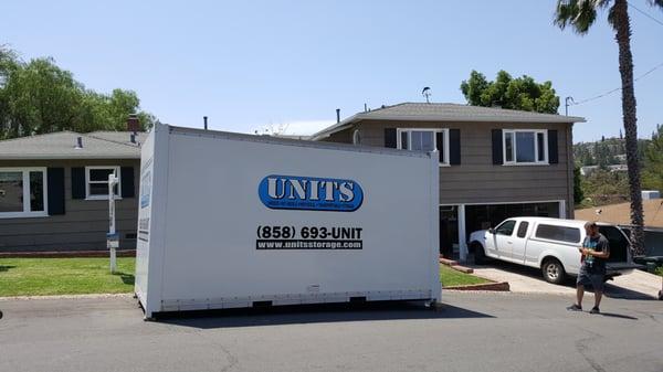 Headfirst Movers--La Mesa CA