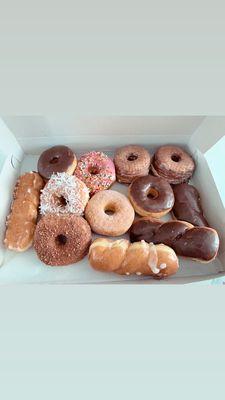 1 Dozen Mixed Donuts. Cronuts on the top right are the BEST!