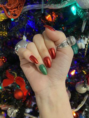 Xmas nails done by Leyna